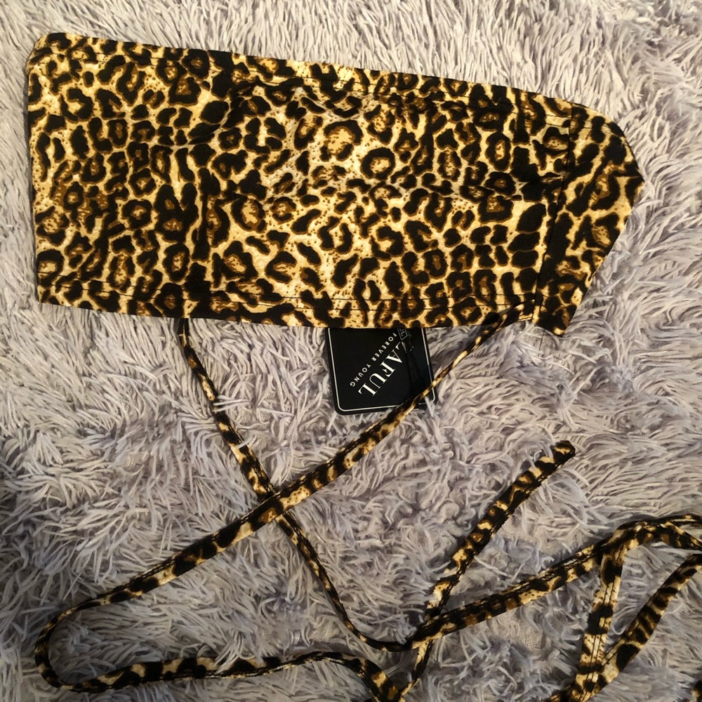 Criss cross leopard bandeau